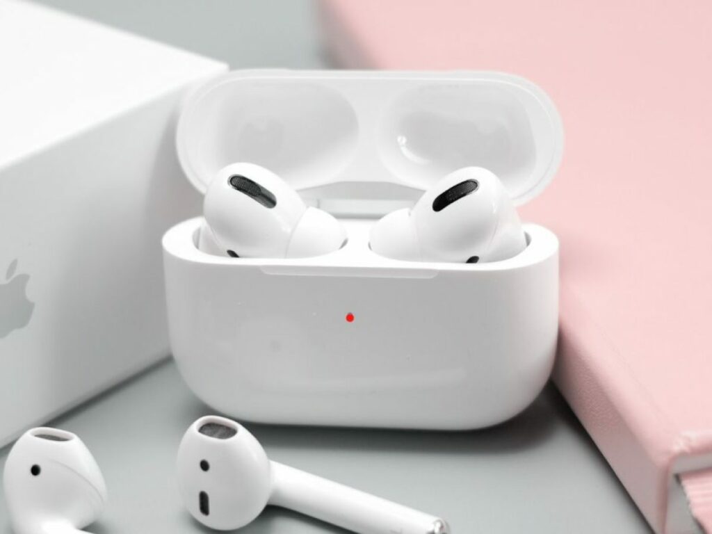 AirPods flashing orange